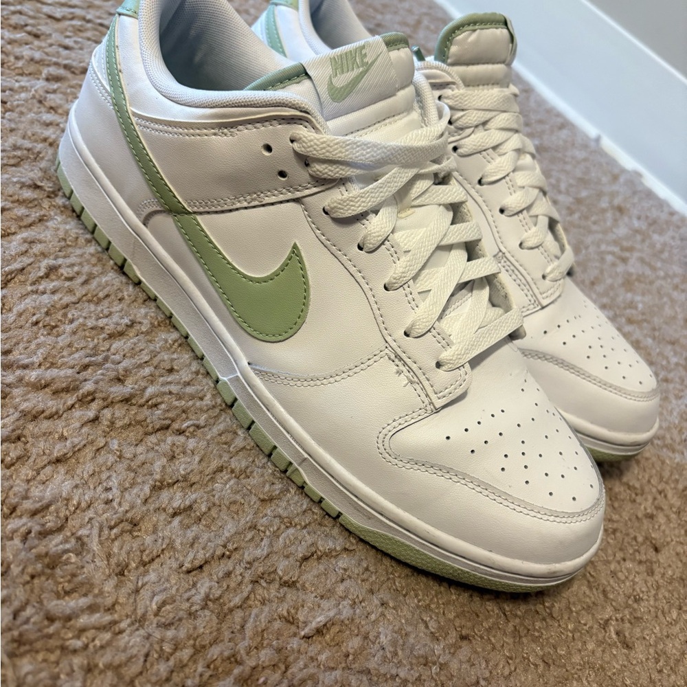 Nike Dunk Low mint green
